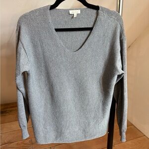 Ella Moss Gray V-Neck Women's Sweater